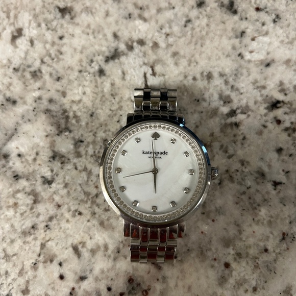 Gorgeous Kate Spade Watch - Picture 1 of 2